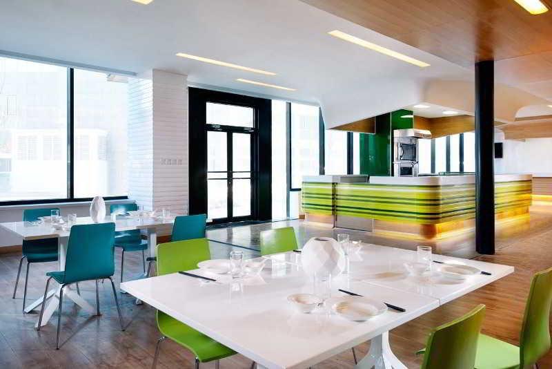 Tangram Hotel Beijing Exterior photo